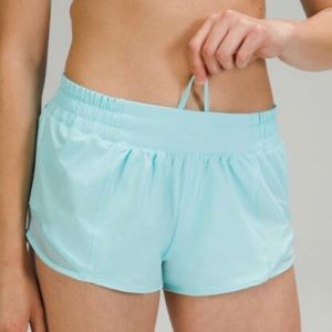 *RARE* Lululemon 💙 ICING BLUE 💙 Hotty Hot Shorts